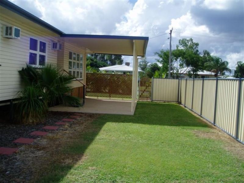 13 Boonery Street, Blackwater QLD 4717