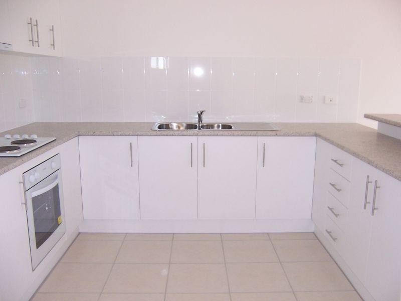 5/10 Guy Street, Emerald QLD 4720