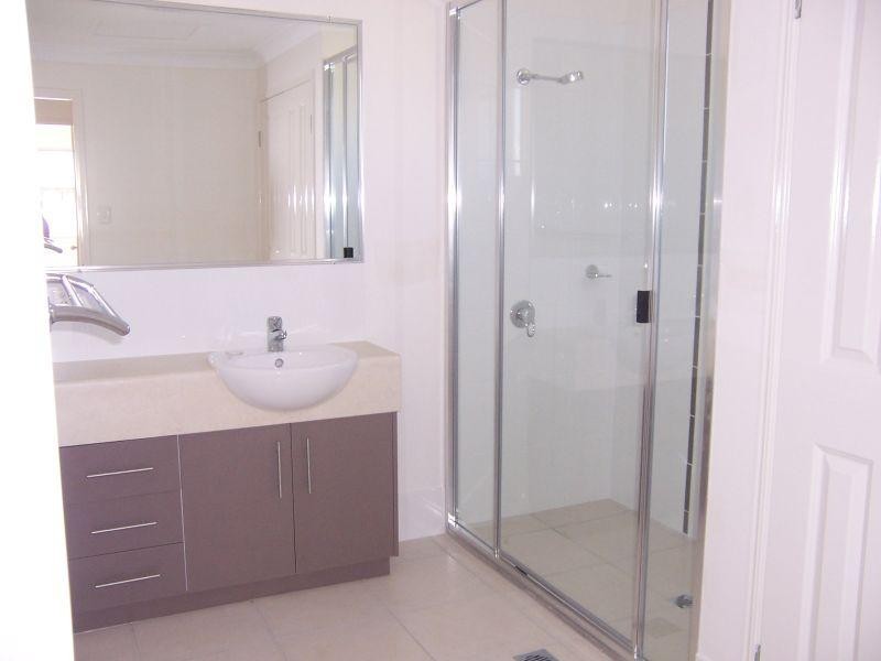 5/10 Guy Street, Emerald QLD 4720