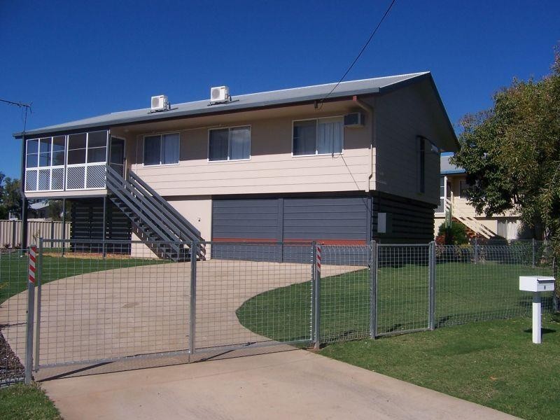 6 Roseanne Road, Emerald QLD 4720