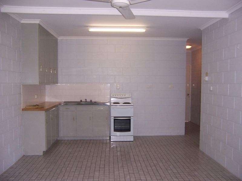 3/6 Clark Drive, Emerald QLD 4720