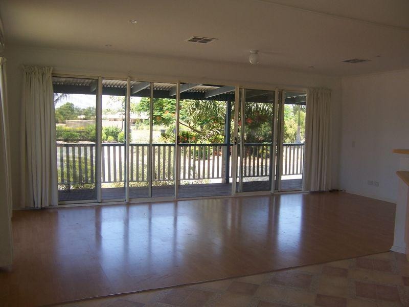 22 Coaker Drive, Emerald QLD 4720