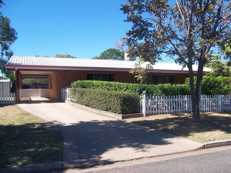 192 Borilla Street, Emerald QLD 4720