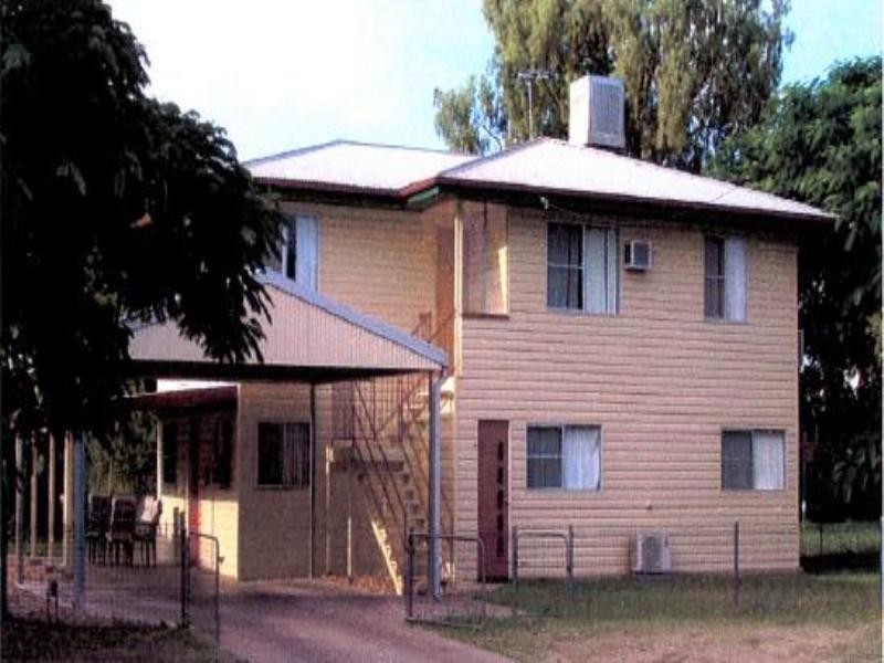 3 Campbell Street, Emerald QLD 4720