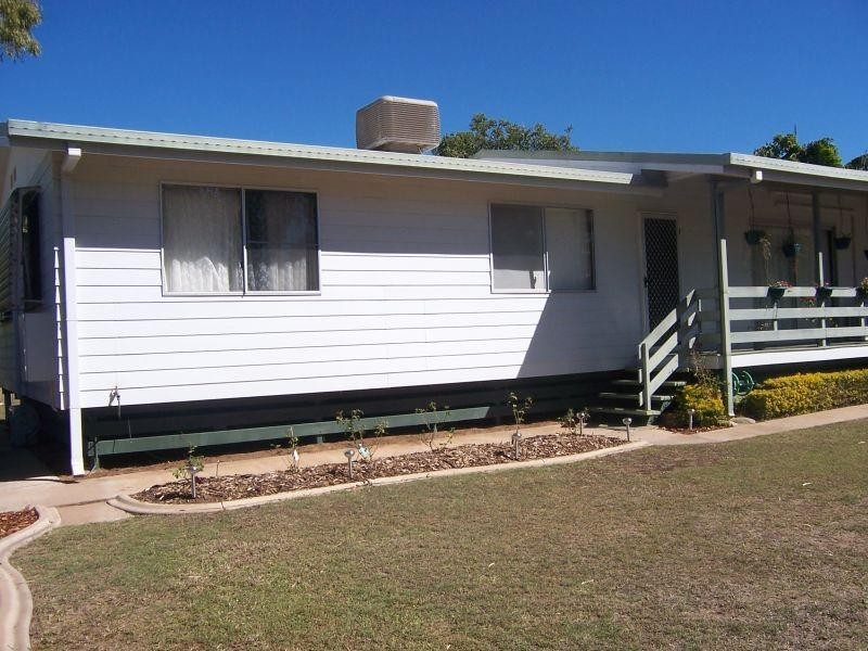52 Park Avenue, Emerald QLD 4720