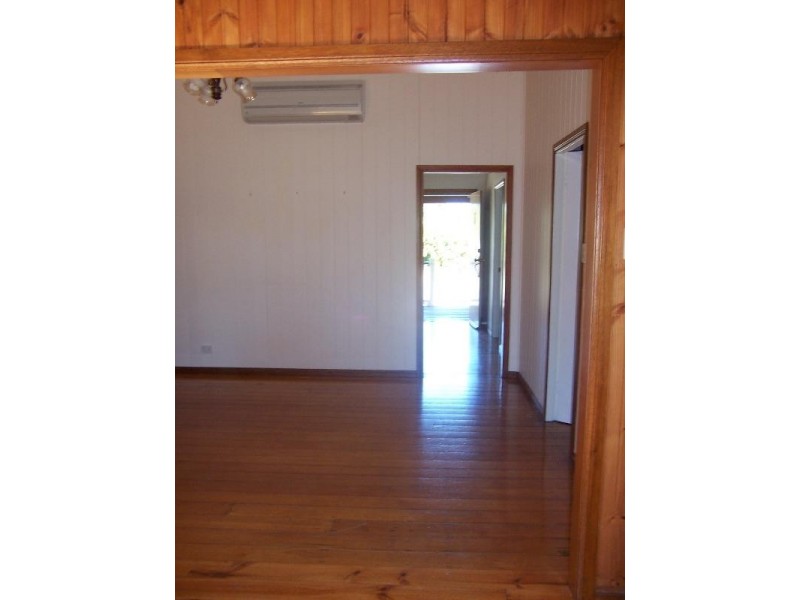 51 Esmond Street, Emerald QLD 4720