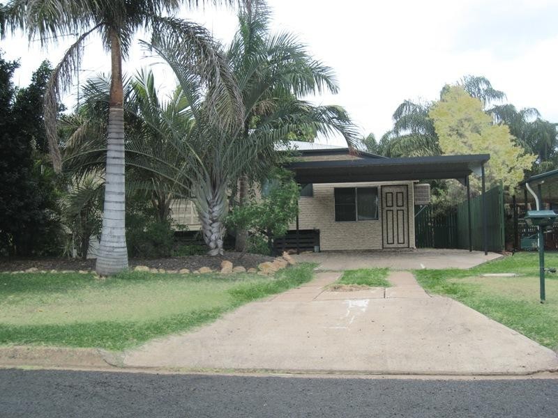10 Myall Street, Blackwater QLD 4717