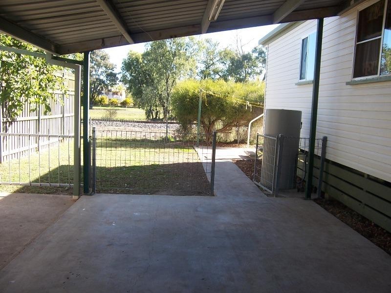 51b Baker Street, Emerald QLD 4720