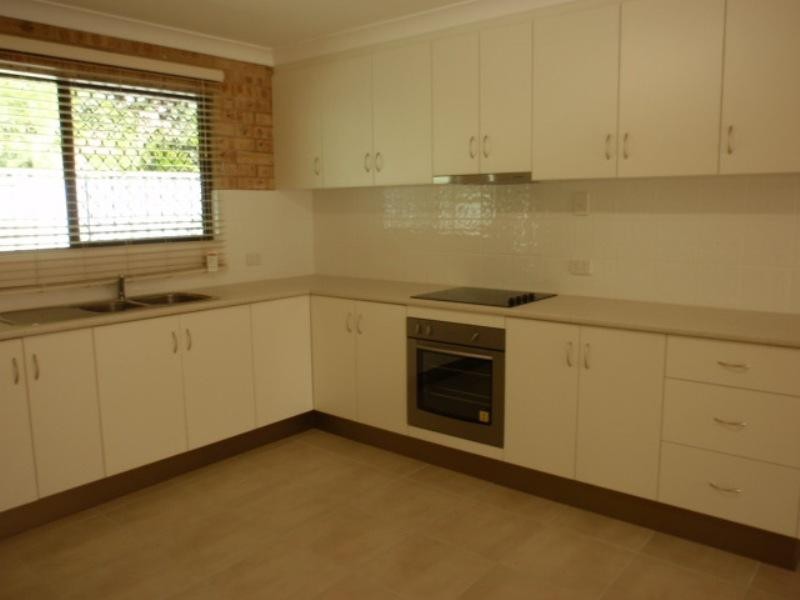 4/41 Baker Street, Emerald QLD 4720