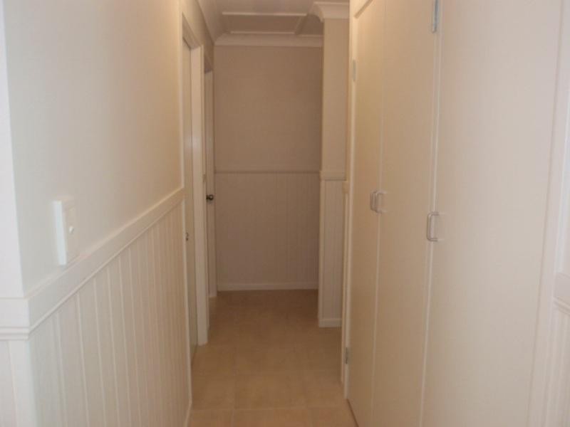 4/41 Baker Street, Emerald QLD 4720