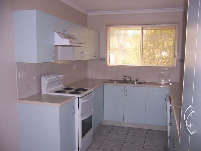 6 Martin Place, Emerald QLD 4720