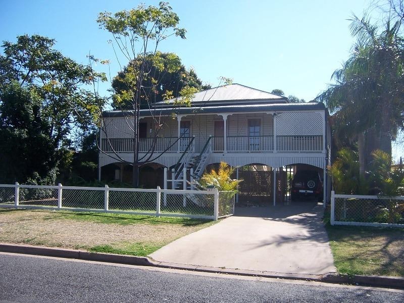 51 Esmond Street, Emerald QLD 4720