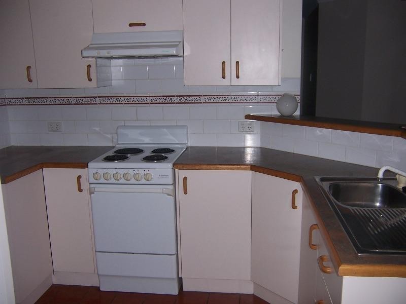 9/52 Borilla Street, Emerald QLD 4720