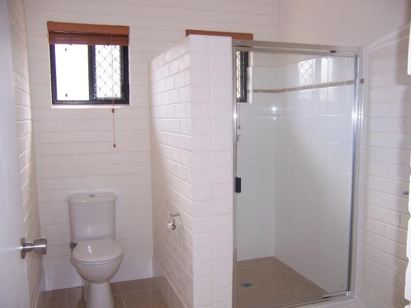 4/5 Gibson Grove, Emerald QLD 4720