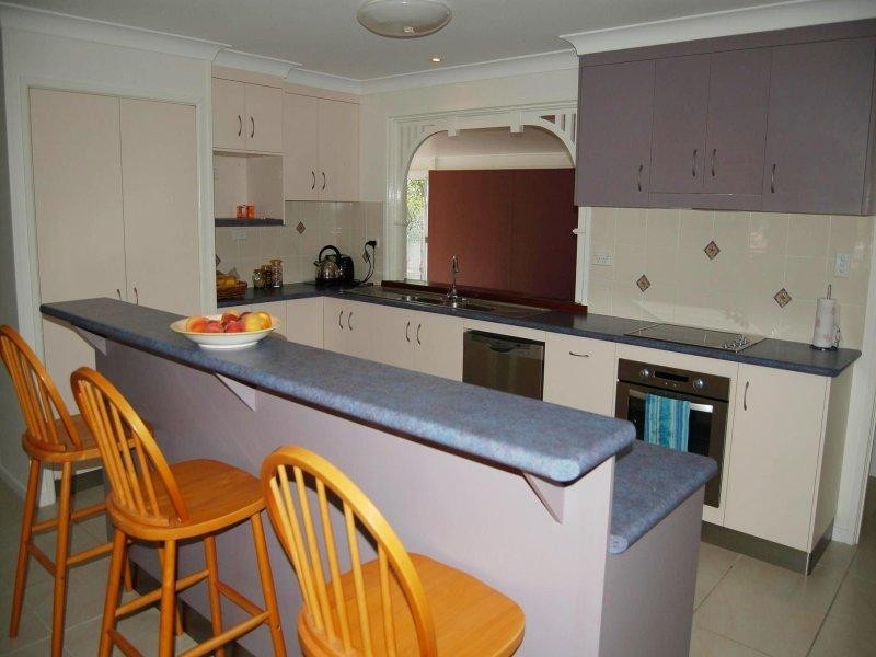 12 Limpus Avenue, Keppel Sands QLD 4702