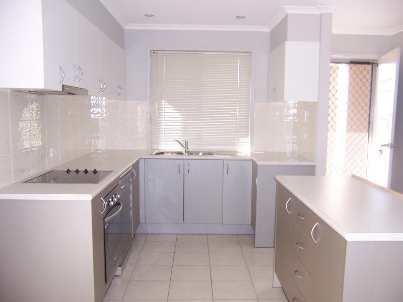 16A Mayfair Drive, Emerald QLD 4720