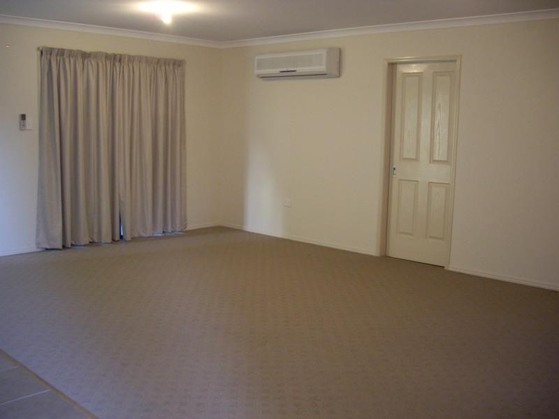 52 Bonython Drive, Emerald QLD 4720