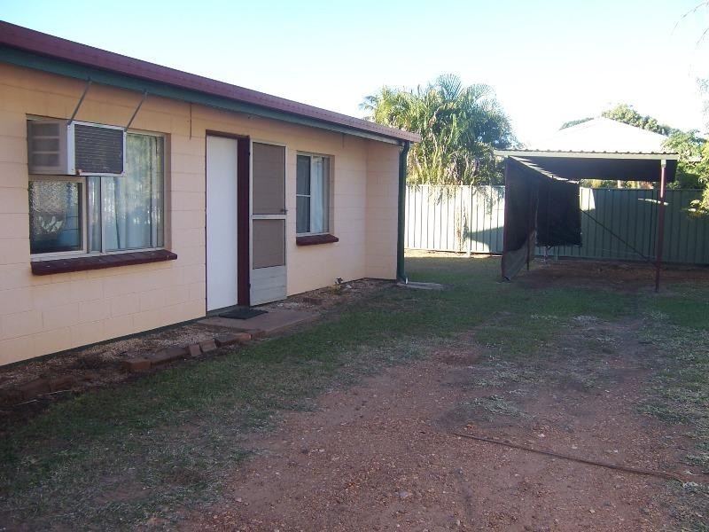 3/38 Baker Street, Emerald QLD 4720