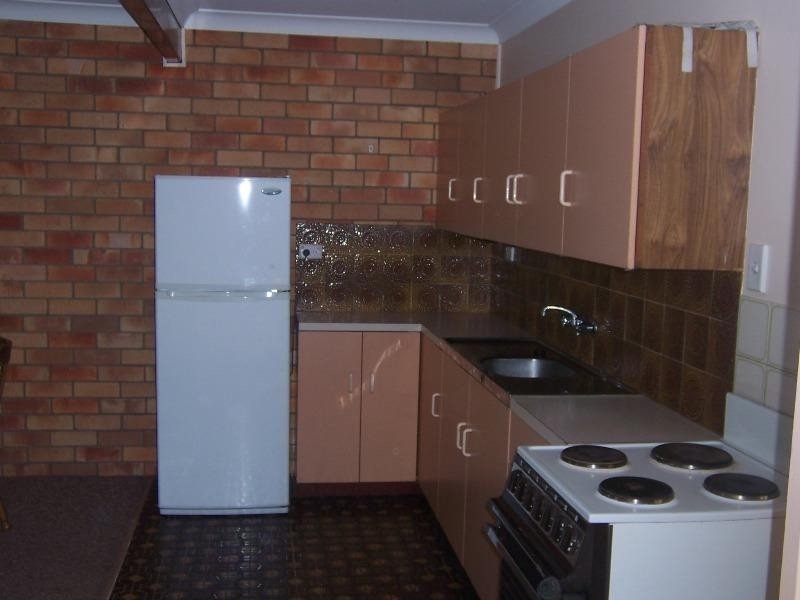 3/38 Baker Street, Emerald QLD 4720