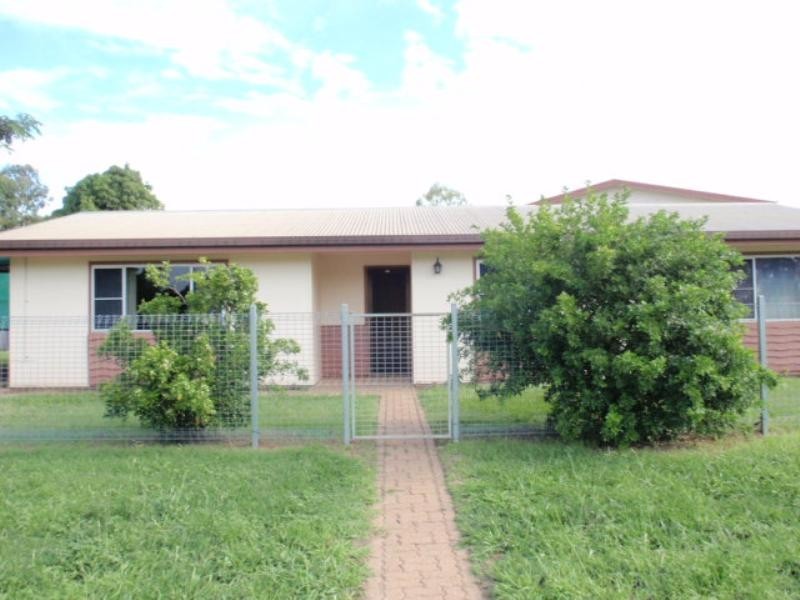 20B Moody Street, Emerald QLD 4720