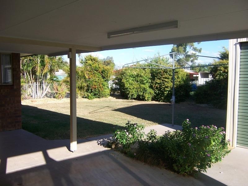 53 Staal Crescent, Emerald QLD 4720