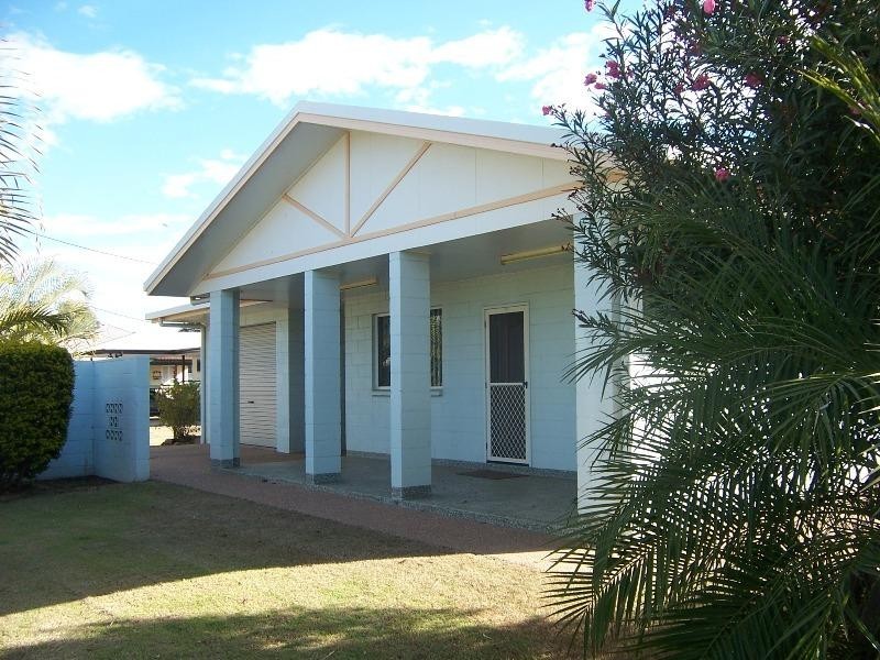 5 Vicki Close, Emerald QLD 4720