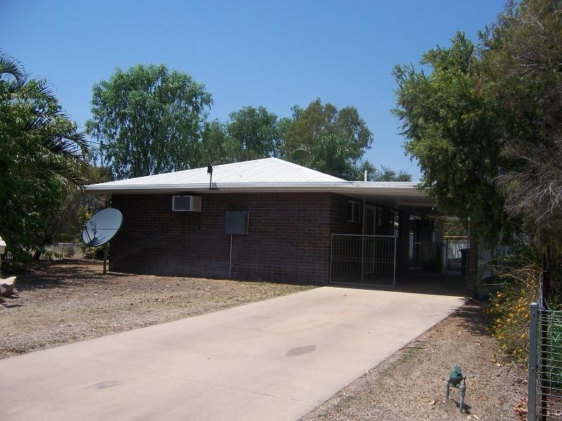 1 Fysh Street, Emerald QLD 4720