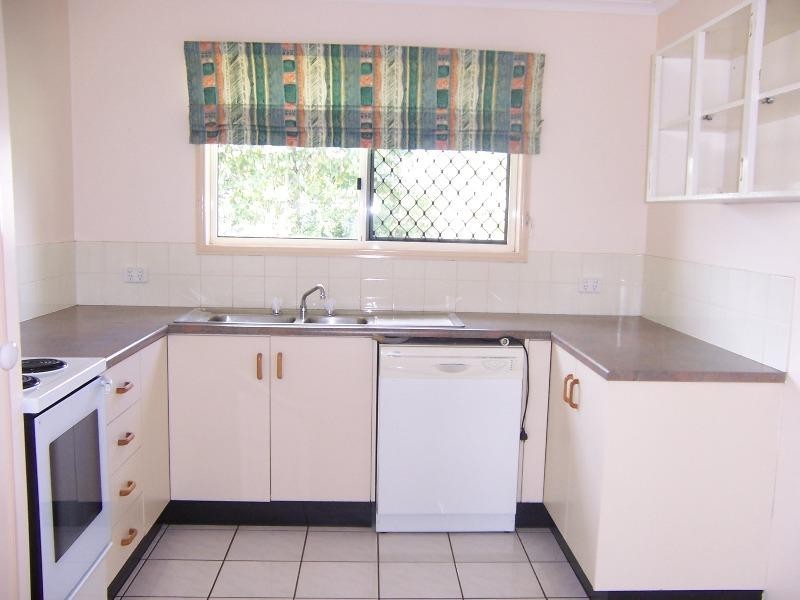 15 Louisa Court, Emerald QLD 4720