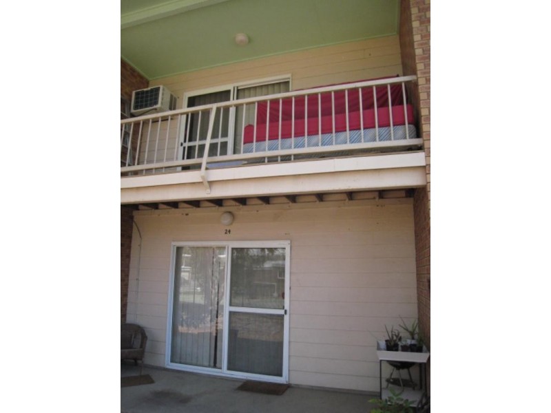 24/145 Egerton Street, Emerald QLD 4720