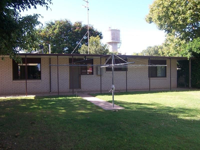 97 Opal Street, Emerald QLD 4720