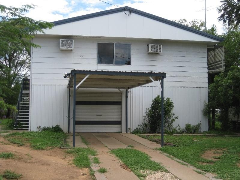 43 Evans Street, Blackwater QLD 4717