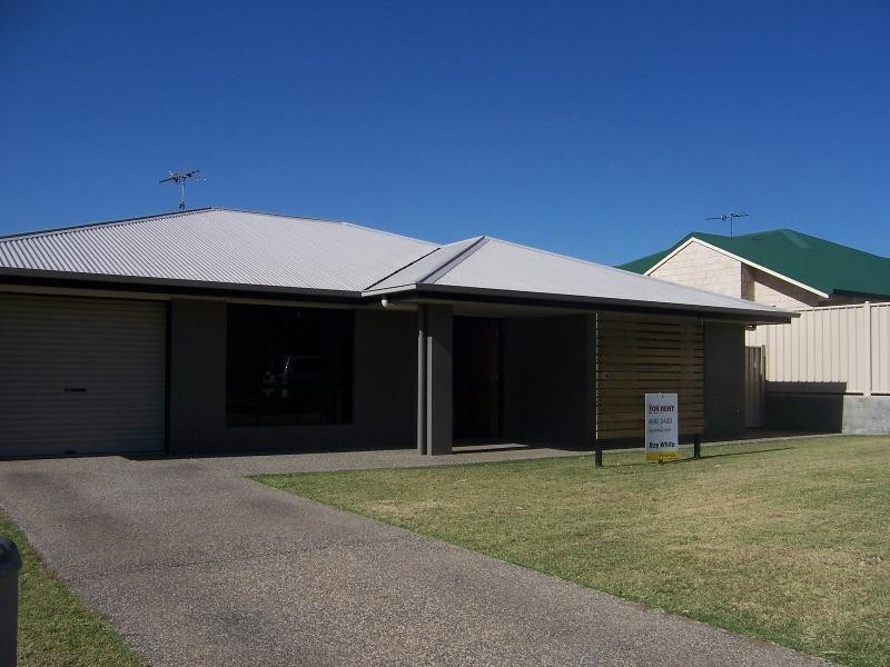 14 Pressler Road, Emerald QLD 4720