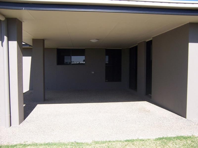 14 Pressler Road, Emerald QLD 4720