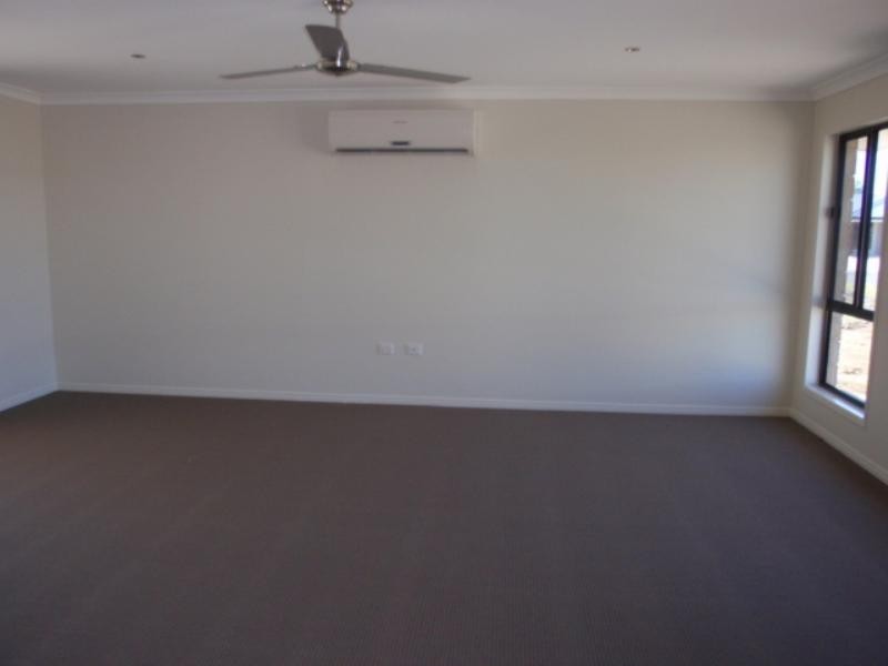 4 Wright Street, Emerald QLD 4720