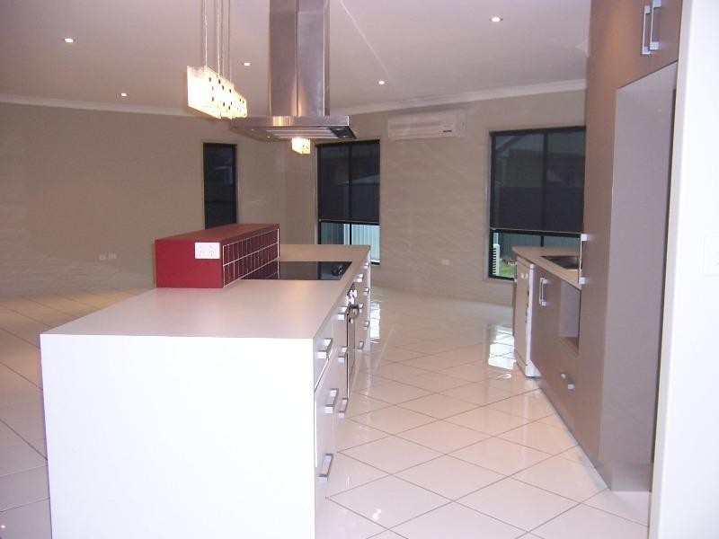 7 Colden Place, Emerald QLD 4720