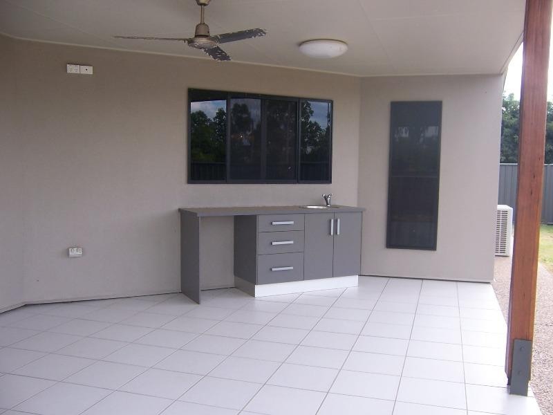 7 Colden Place, Emerald QLD 4720
