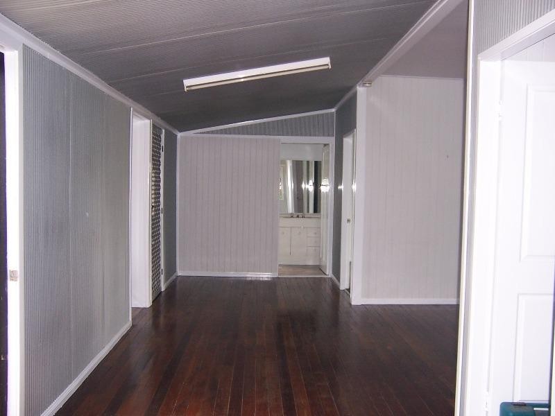 12 Brooks Street, Emerald QLD 4720