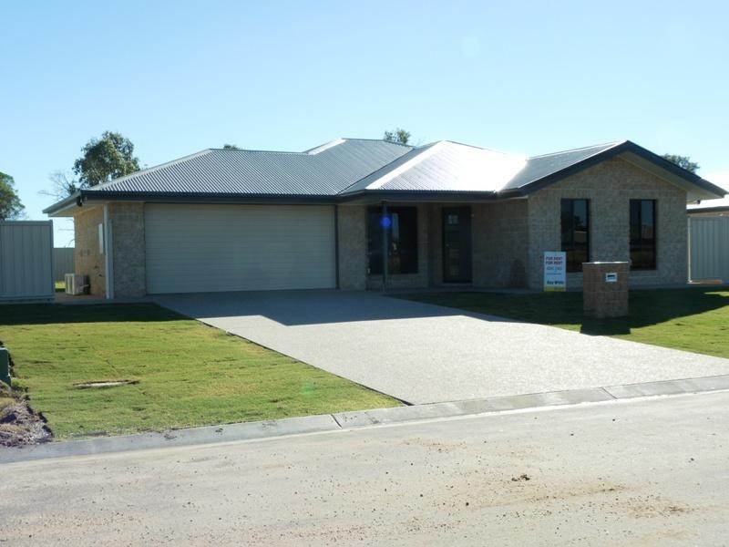 34 Wright Street, Emerald QLD 4720