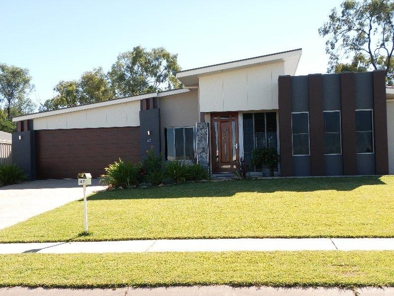 47 Newman Drive, Emerald QLD 4720