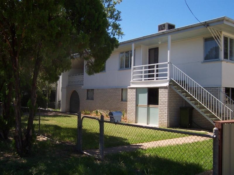 3 Donkin Street, Emerald QLD 4720