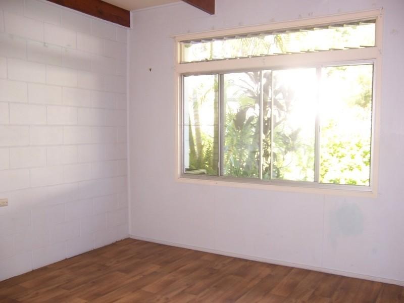 2/70 Church Lane, Emerald QLD 4720