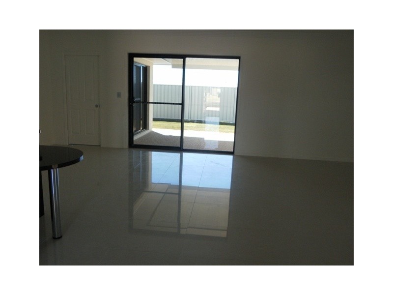 21 Saville Street, Emerald QLD 4720