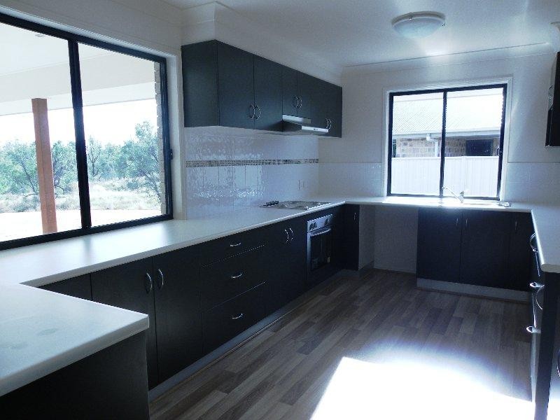 34 Berthun Street, Emerald QLD 4720