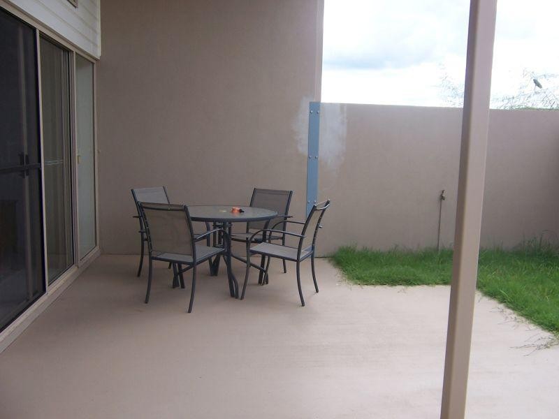 3/10 Guy Street, Emerald QLD 4720