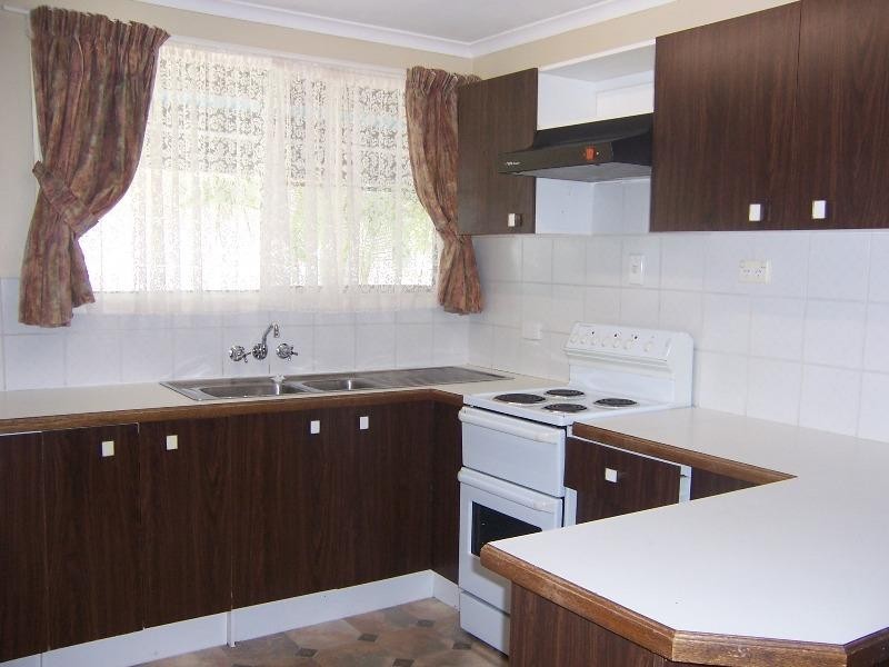 54 Baker Street, Emerald QLD 4720