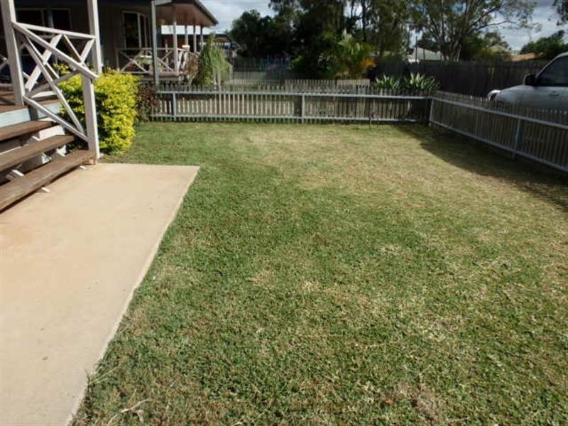 1/87 Roberts Street, Emerald QLD 4720