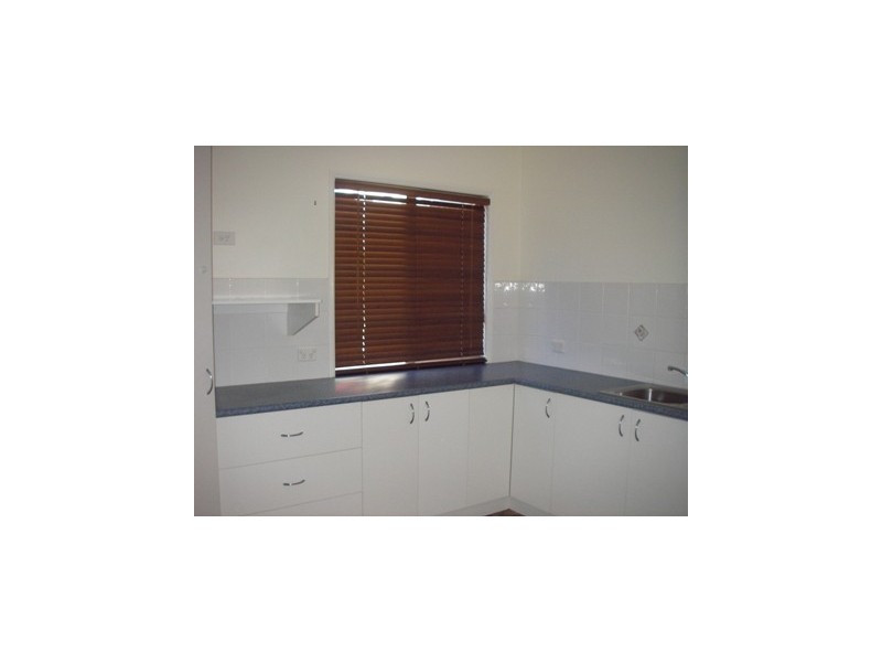 6 Talbot Street, Blackwater QLD 4717