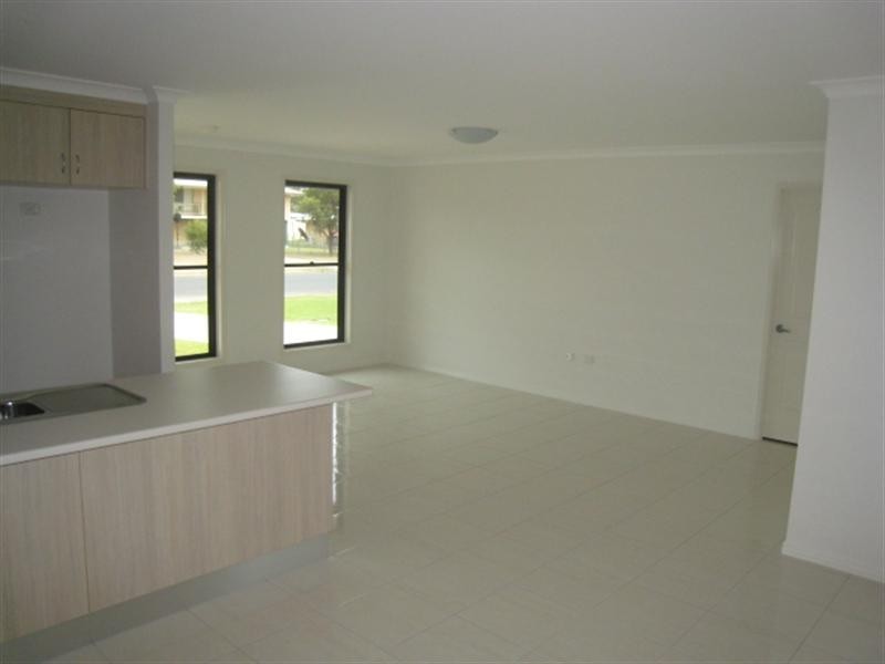 210 Borilla Street, Emerald QLD 4720