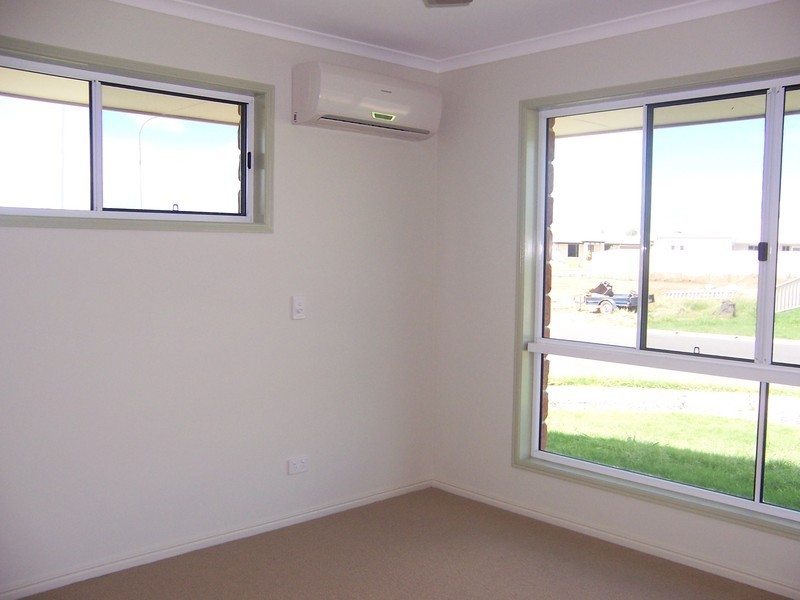 1/1 Grange Court, Emerald QLD 4720