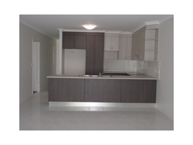 1/9 Paperbark Place, Emerald QLD 4720